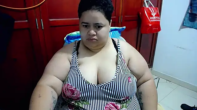 hotlesby4uxxx online show from 25, 5, 2026