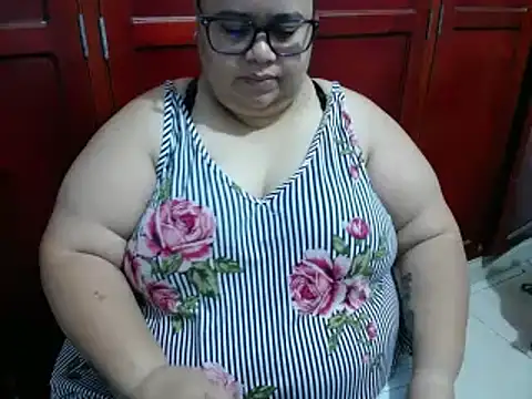 hotlesby4uxxx online show from 28, 5, 2026