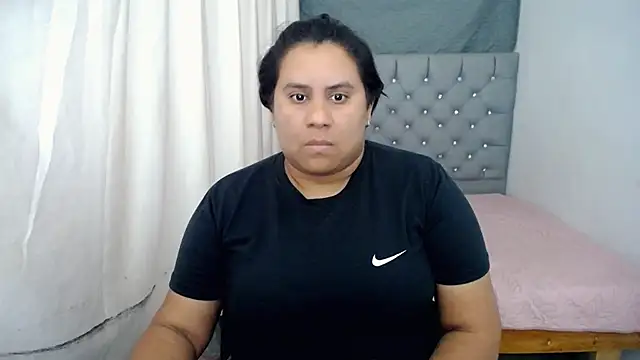 hotlesby4uxxx online show from 30, 12, 2024