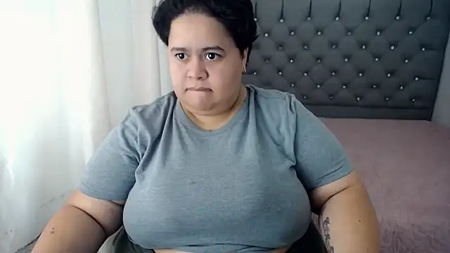 hotlesby4uxxx online show from 11, 12, 2024