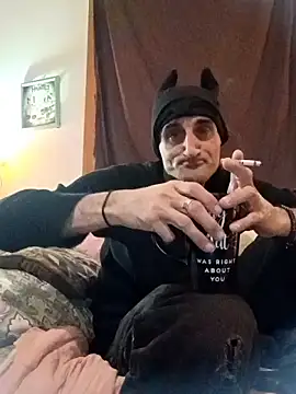 Snapshot of 19chubbylover81 chatting on 9, 1, 2026 19chubbylover81 online show from 9, 1, 2026