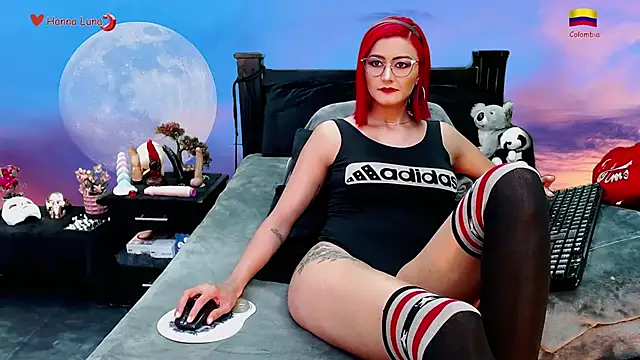 Hanna Luna online show from 26, 11, 2025