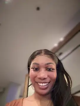   Nessa   online show from 8, 3, 2025