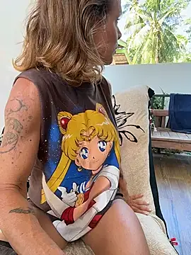 mommyselenafit  online show from 3, 3, 2026