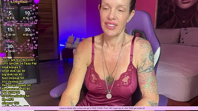 mommyselenafit  online show from 27, 11, 2025