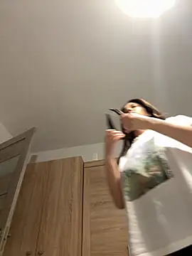 Snapshot of IrisBlues chatting on 11, 11, 2025 IrisBlues online show from 11, 11, 2025