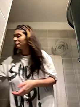 Snapshot of IrisBlues chatting on 15, 11, 2025 IrisBlues online show from 15, 11, 2025