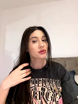 Snapshot of IrisBlues chatting on 4, 12, 2025 IrisBlues online show from 4, 12, 2025