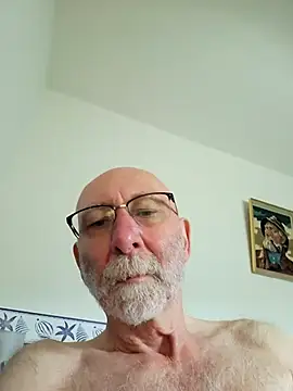 Snapshot of briochin chatting on 10, 9, 2025 briochin online show from 10, 9, 2025