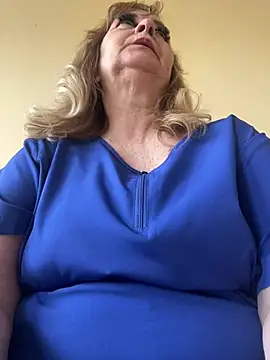 Snapshot of Irina2909@xh chatting on 16, 6, 2026 Irina2909xh online show from 16, 6, 2026