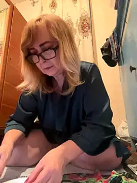 Irina2909xh online show from 2, 11, 2025