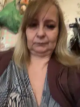 Snapshot of Irina2909@xh chatting on 21, 12, 2025 Irina2909xh online show from 21, 12, 2025