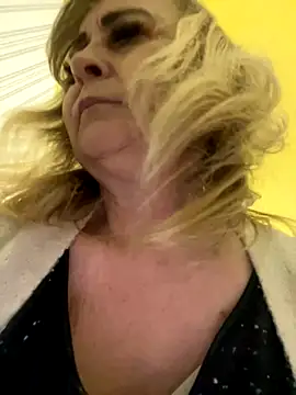 Irina2909xh online show from 30, 10, 2025