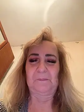 Irina2909xh online show from 2, 11, 2025