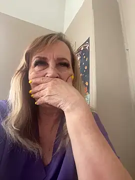 Snapshot of Irina2909@xh chatting on 8, 6, 2026 Irina2909xh online show from 8, 6, 2026
