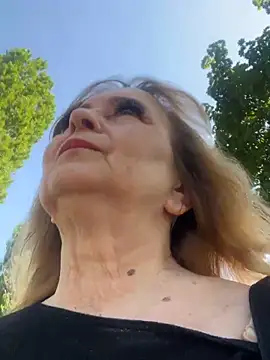 Irina2909xh online show from 19, 5, 2026
