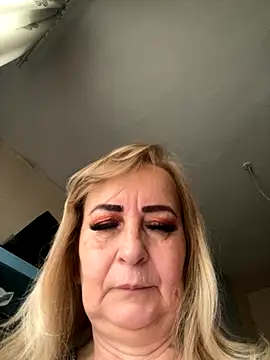 Irina2909xh online show from 5, 10, 2025