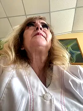 Irina2909xh online show from 29, 9, 2025