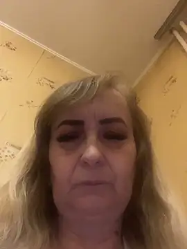 Irina2909xh online show from 12, 10, 2025