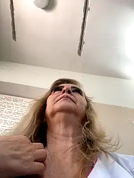 Irina2909xh online show from 3, 10, 2025