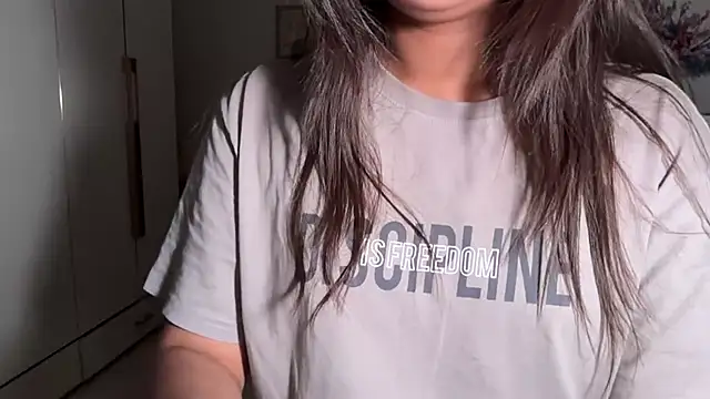 Snapshot of selen_5 chatting on 16, 7, 2026 selen 5 online show from 16, 7, 2026