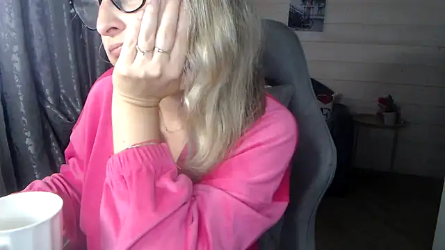 RubiLakros online show from 20, 9, 2025