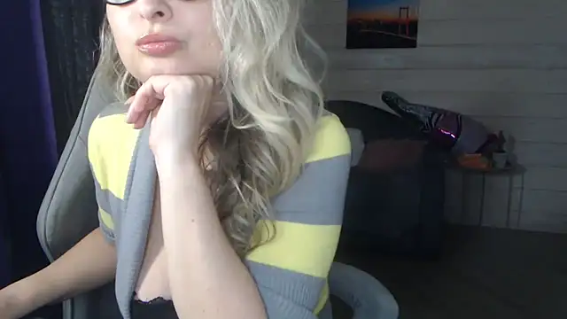 RubiLakros online show from 25, 5, 2026