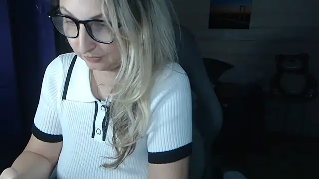 RubiLakros online show from 23, 4, 2026