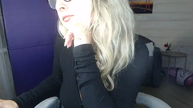 RubiLakros online show from 9, 7, 2026