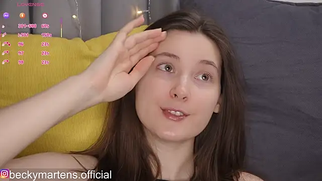 Snapshot of BeckyMartens chatting on 8, 2, 2026 BeckyMartens online show from 8, 2, 2026