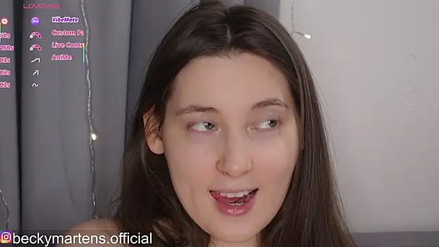 Snapshot of BeckyMartens chatting on 3, 2, 2026 BeckyMartens online show from 3, 2, 2026