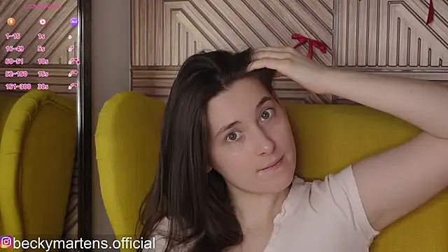 Snapshot of BeckyMartens chatting on 4, 3, 2026 BeckyMartens online show from 4, 3, 2026