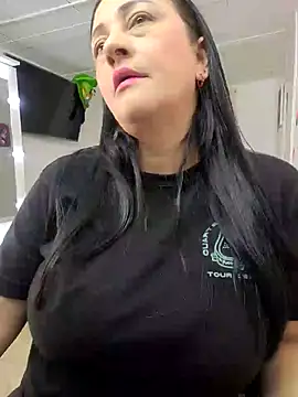 Ameliarizo online show from 7, 10, 2025