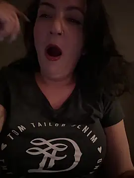 itsCassie online show from 16, 3, 2025