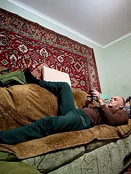 Snapshot of Sam_Colt chatting on 16, 12, 2025 Sam Colt online show from 16, 12, 2025