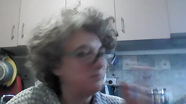 Sunnylarrah online show from 24, 9, 2025