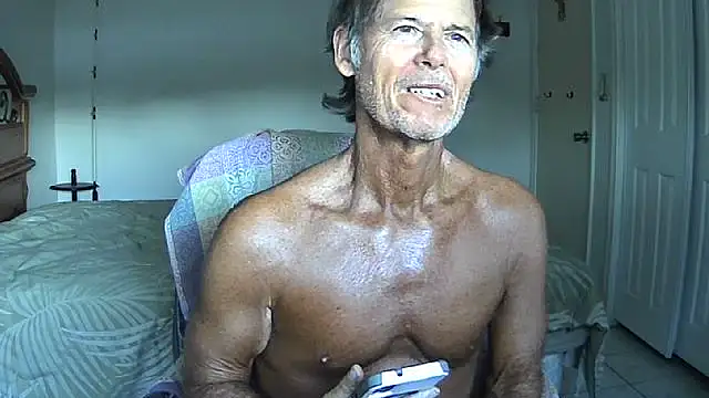 Snapshot of nakeedcowboi65 chatting on 24, 4, 2026 nakeedcowboi65 online show from 24, 4, 2026