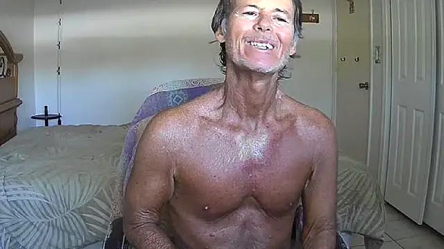 Snapshot of nakeedcowboi65 chatting on 18, 4, 2026 nakeedcowboi65 online show from 18, 4, 2026