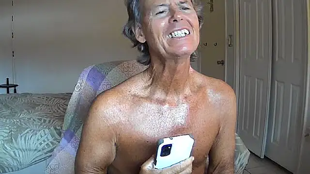 Snapshot of nakeedcowboi65 chatting on 13, 5, 2026 nakeedcowboi65 online show from 13, 5, 2026