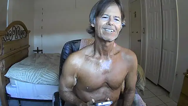 Snapshot of nakeedcowboi65 chatting on 23, 4, 2026 nakeedcowboi65 online show from 23, 4, 2026