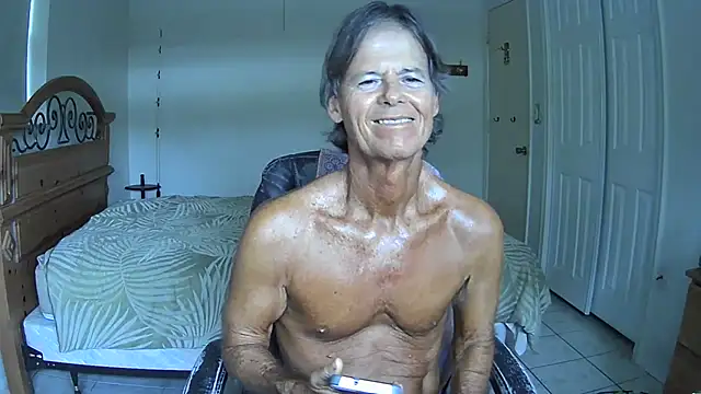 Snapshot of nakeedcowboi65 chatting on 3, 5, 2026 nakeedcowboi65 online show from 3, 5, 2026