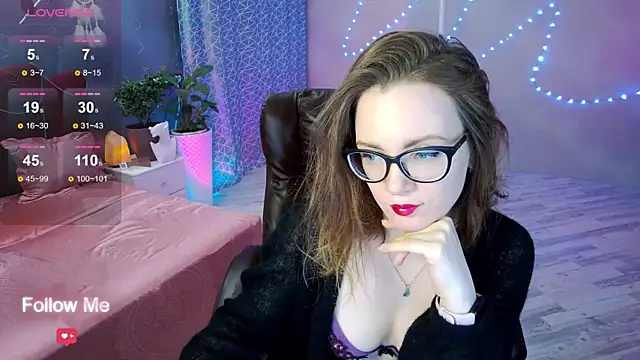 AngelaWhiti online show from 13, 2, 2025