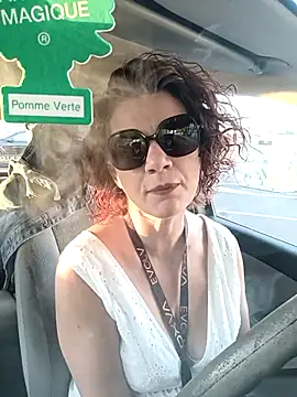 jennylovence online show from 18, 9, 2025