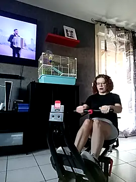 jennylovence online show from 4, 11, 2025