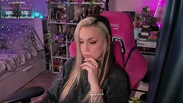 ChloeKohaku online show from 7, 1, 2026