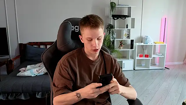 arlekincrop online show from 26, 9, 2025