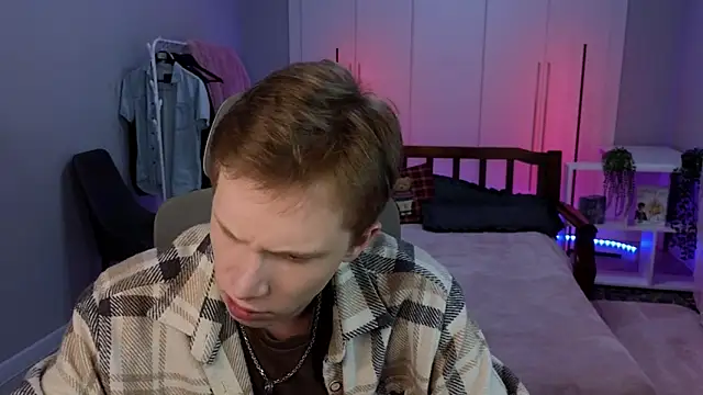 arlekincrop online show from 4, 12, 2025