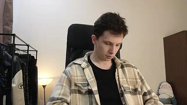 arlekincrop online show from 18, 4, 2026