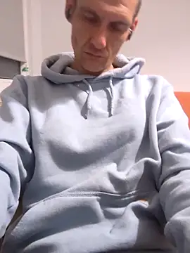 maciej online show from 11, 5, 2026