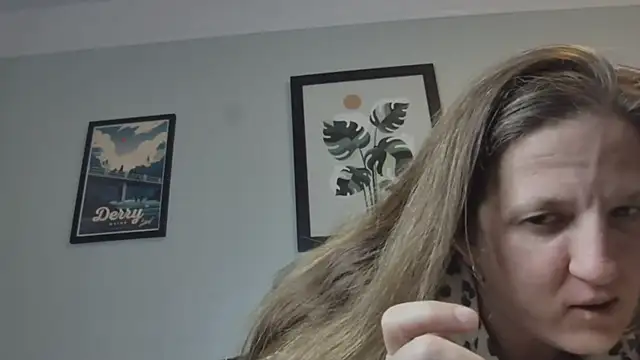 Snapshot of MissMera chatting on 13, 12, 2024 MissMera online show from 13, 12, 2024